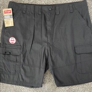 Wrangler Men's Dark Gray Cargo Shorts